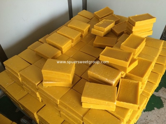 Yellow beeswax for making natural candles